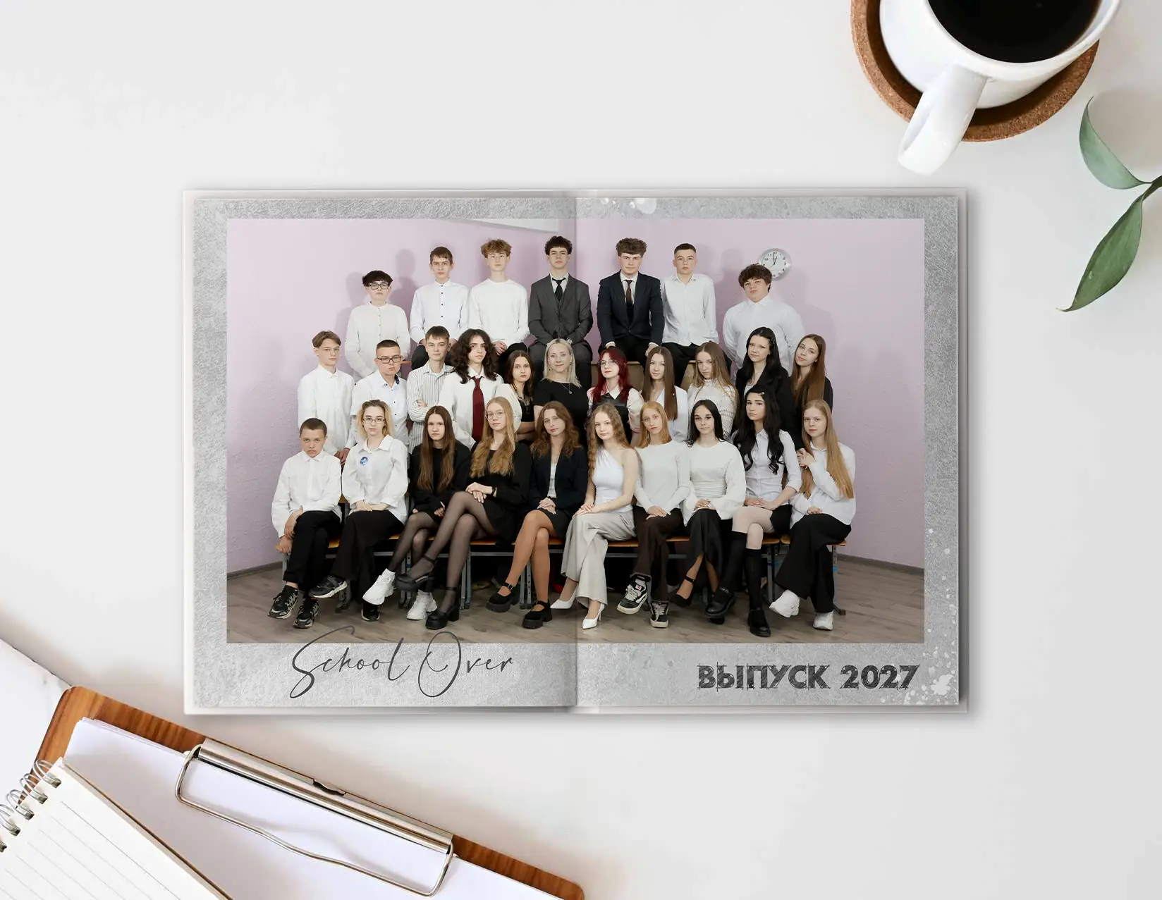 9. Шаблон фотокниги «White Grunge» 